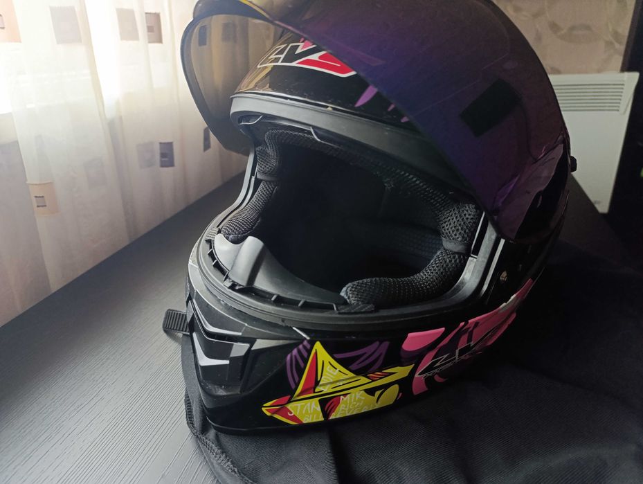 Каска LVS размер М нова