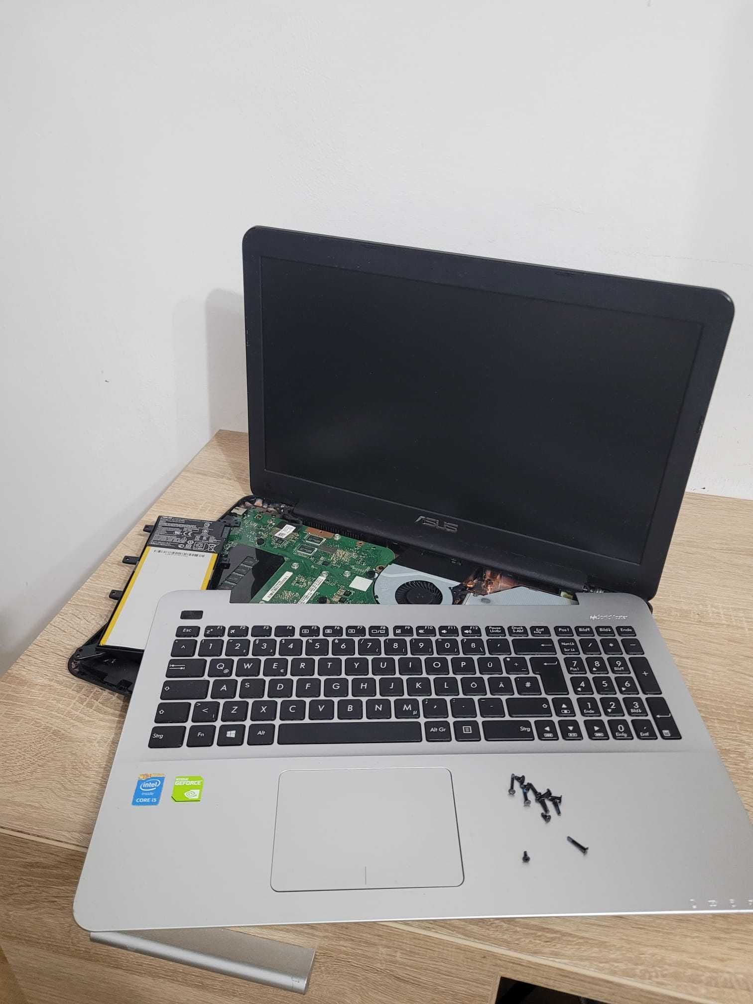Placa de baza laptop Asus 556L intel i3 tastatura display