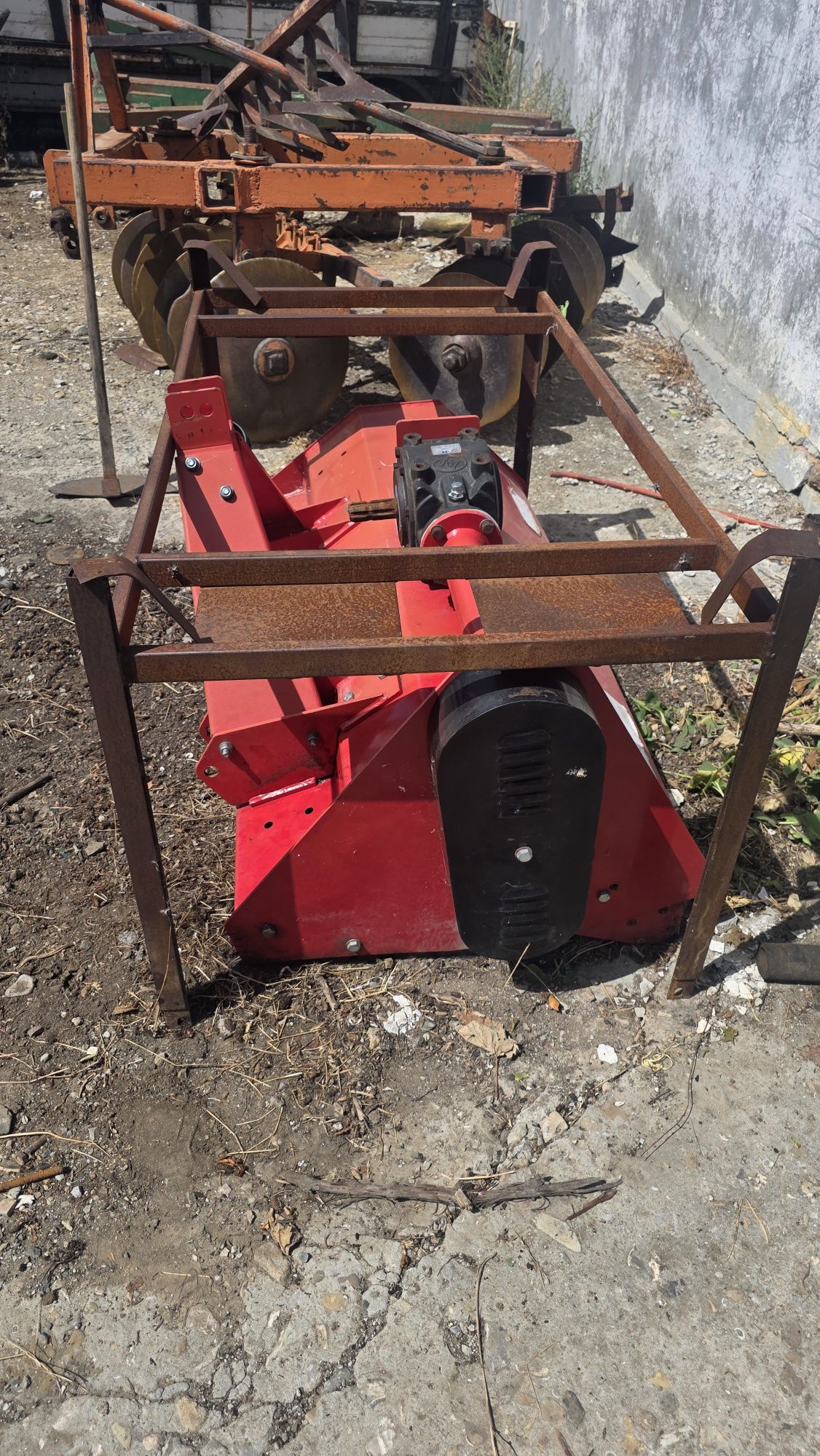 Продавам Мулчер 135см.
