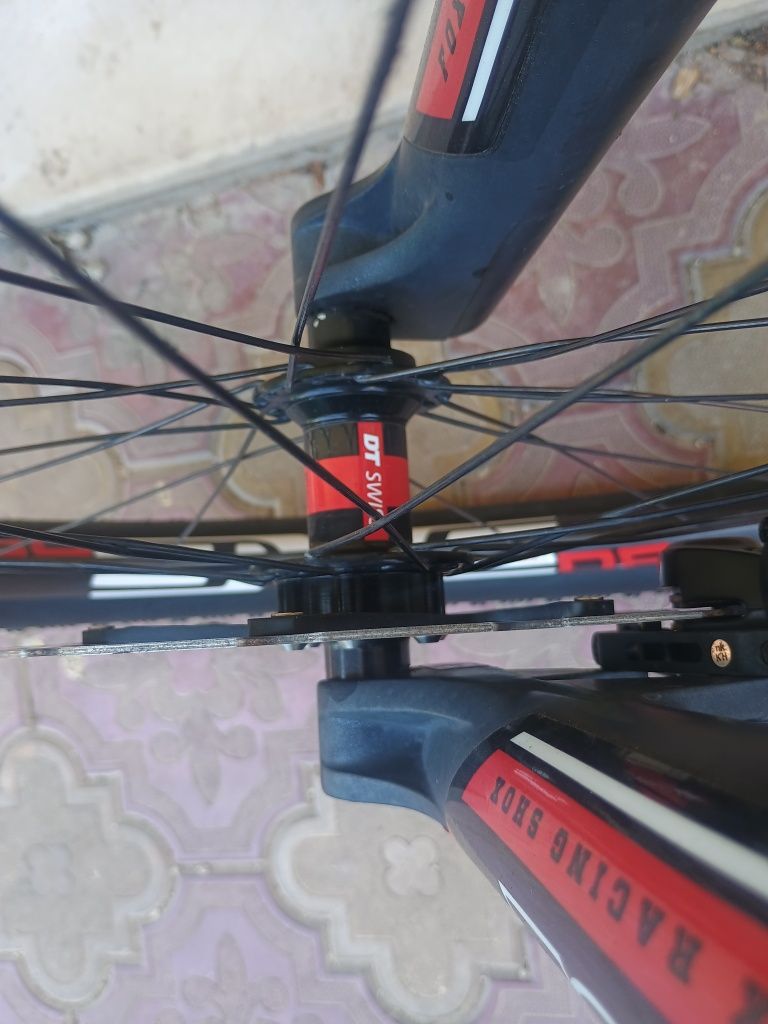 Santa Cruz 26 цола Карбон