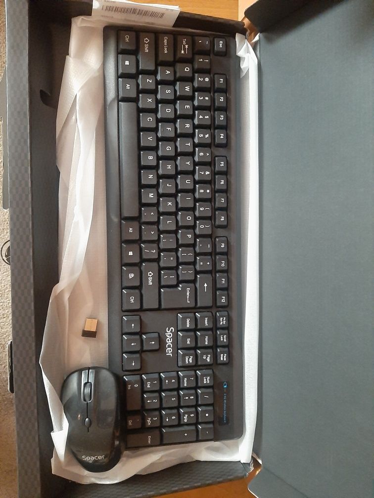 Kit tastatura plus mouse wireless