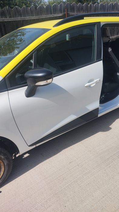 Ușa dreapta fata alba clio 4