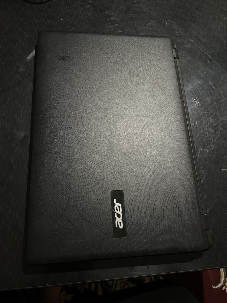 Acer Noutbook sotiladi