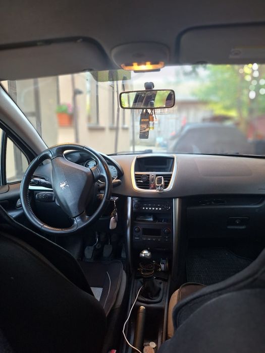 Vand Peugeot 207 1.6 diesel