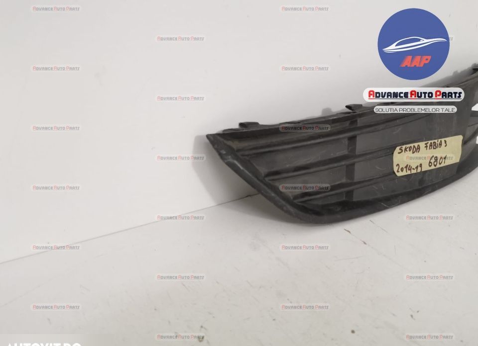 Шкода Фабия / Skoda Fabia NJ Ляв оригинален проекторенgrille в добро с