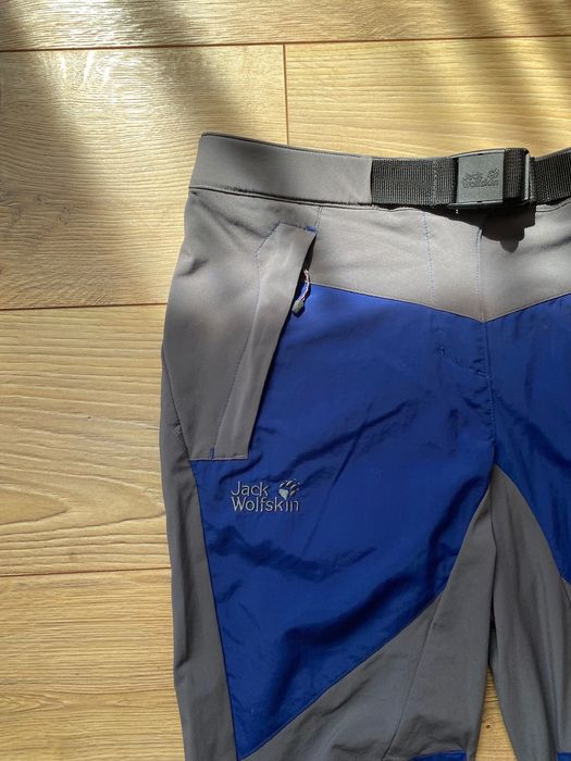 Jack Wolfskin -pantaloni drumetii, stare foare buna, dame ,34