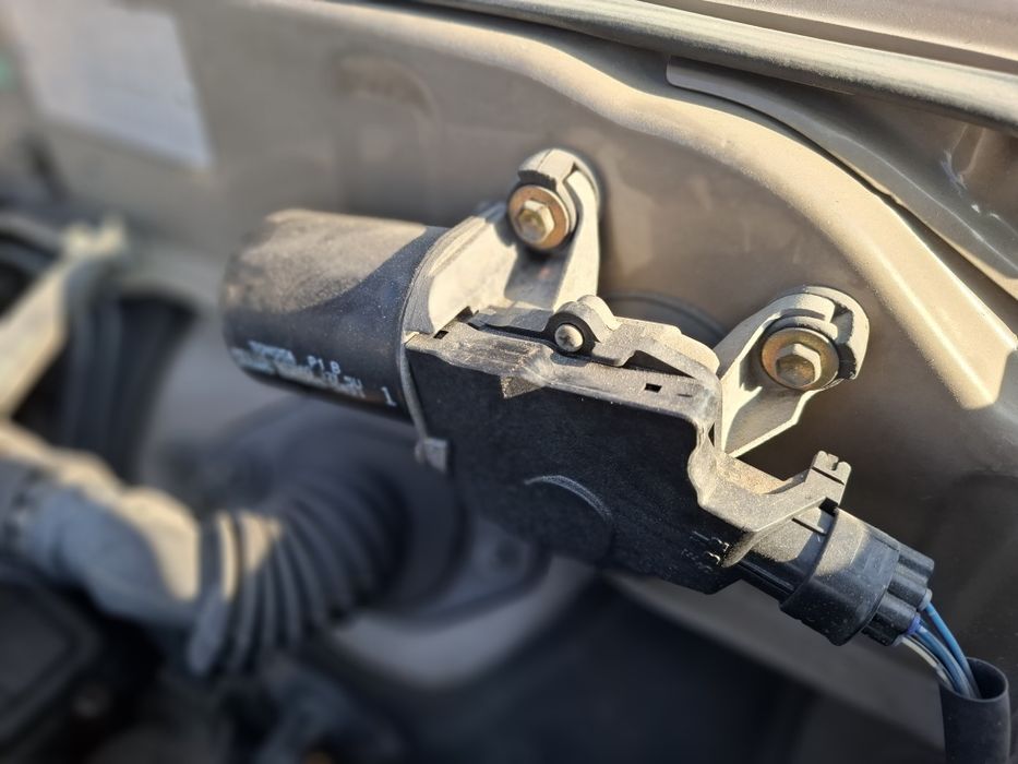 Land cruiser 95 олд кисми эхтиет кисмлари сотилади