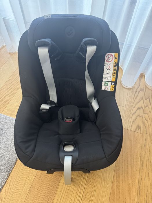 Maxi Cosi Pearl 360 с isofix 0+