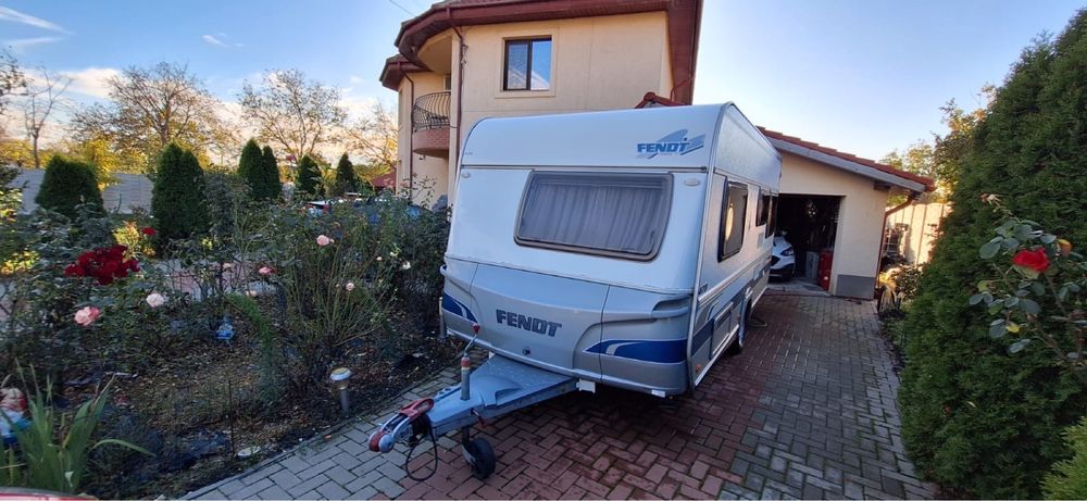 Rulotă Fendt Platin 470 TFB – 2008 – 4 locuri, înmatriculată