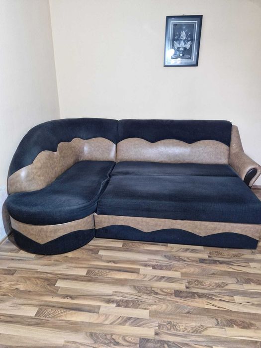 Canapea de colt extensibila