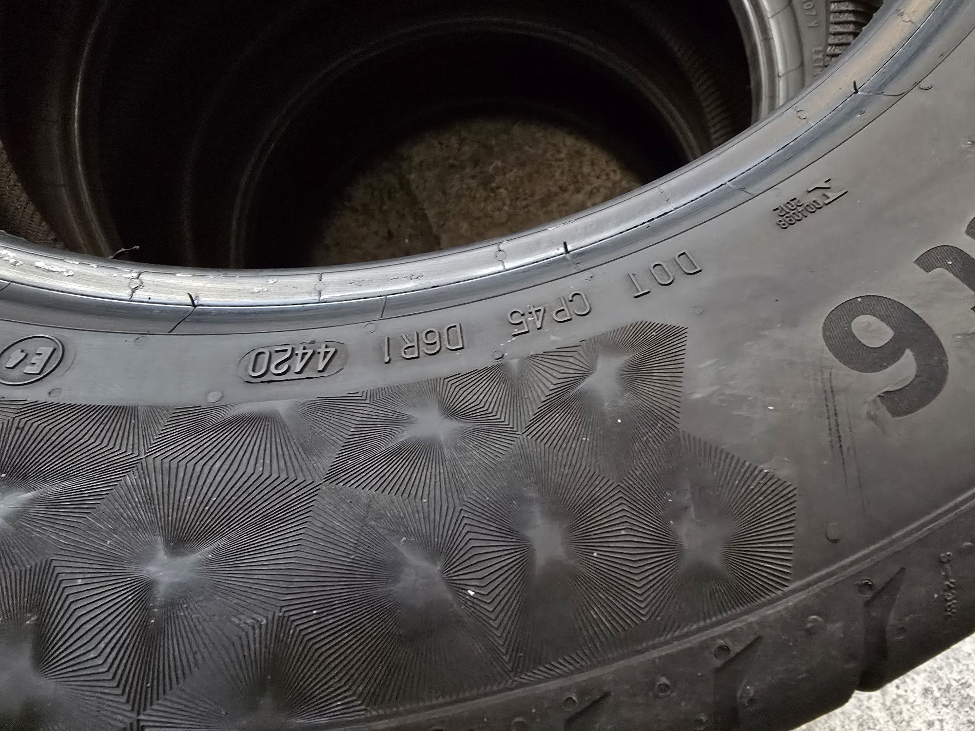 Continental 235/60 R18 107V vară