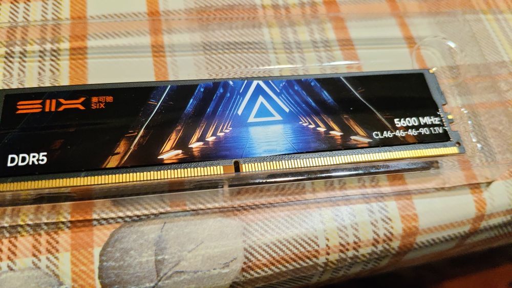 RAM DDR5 НОВА със котия