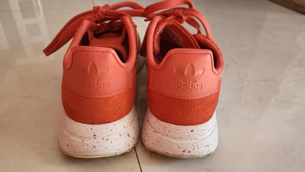 Дамски маратонки ADIDAS и Nike 38