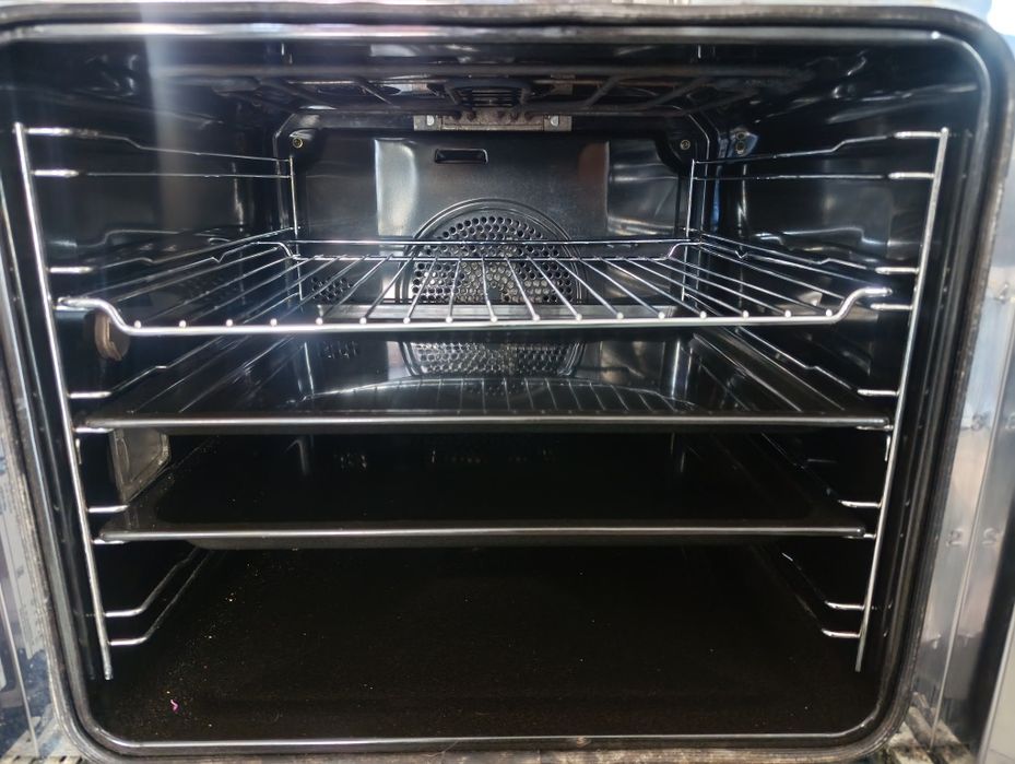 Фурна за вграждане Miele - Пиролиза пара,