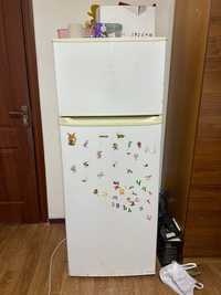 Холодильник в отличном состоянии, продаём по из-за ненадобност