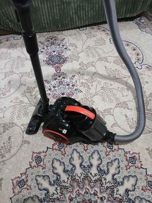 Пылесос самсунг в хорошем состоянии