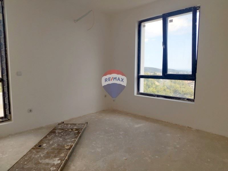 Продава се Двустаен апартамент в Варна, Виница - 78 кв.м за 1456 €/кв.м - Снимка #10