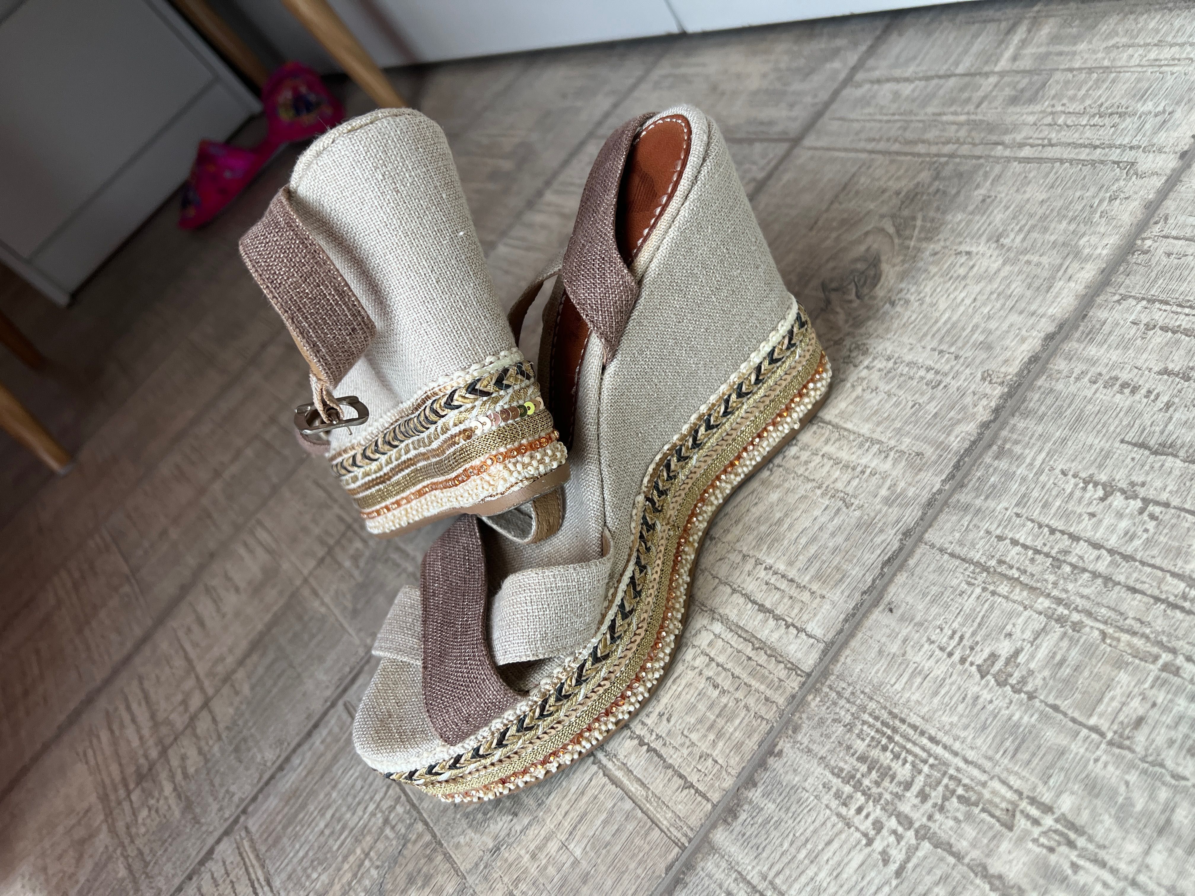 Platforme tip espadrile