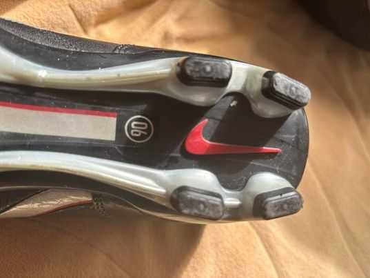 Бутонки Nike Zoom Air Supreme