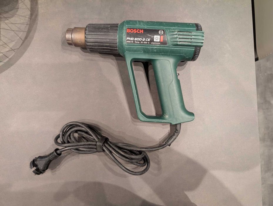 Пистолет за горещ въздух BOSCH PHG 600-2 CE