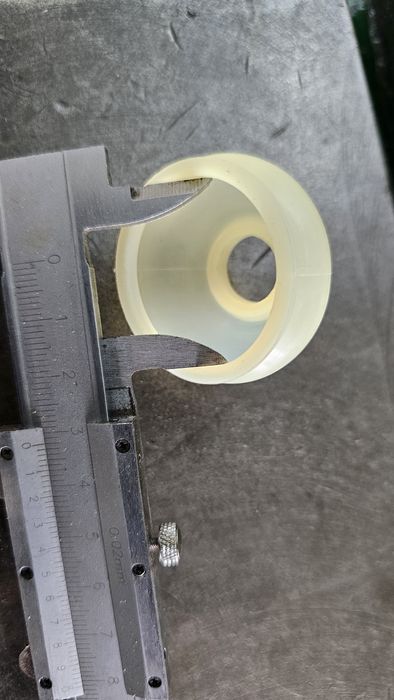 Полиуретанови маншони ф32 х ф14-297 броя