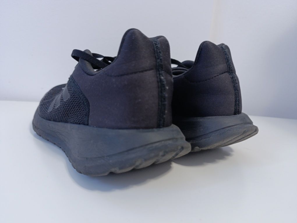 Маратонки Adidas  Черни