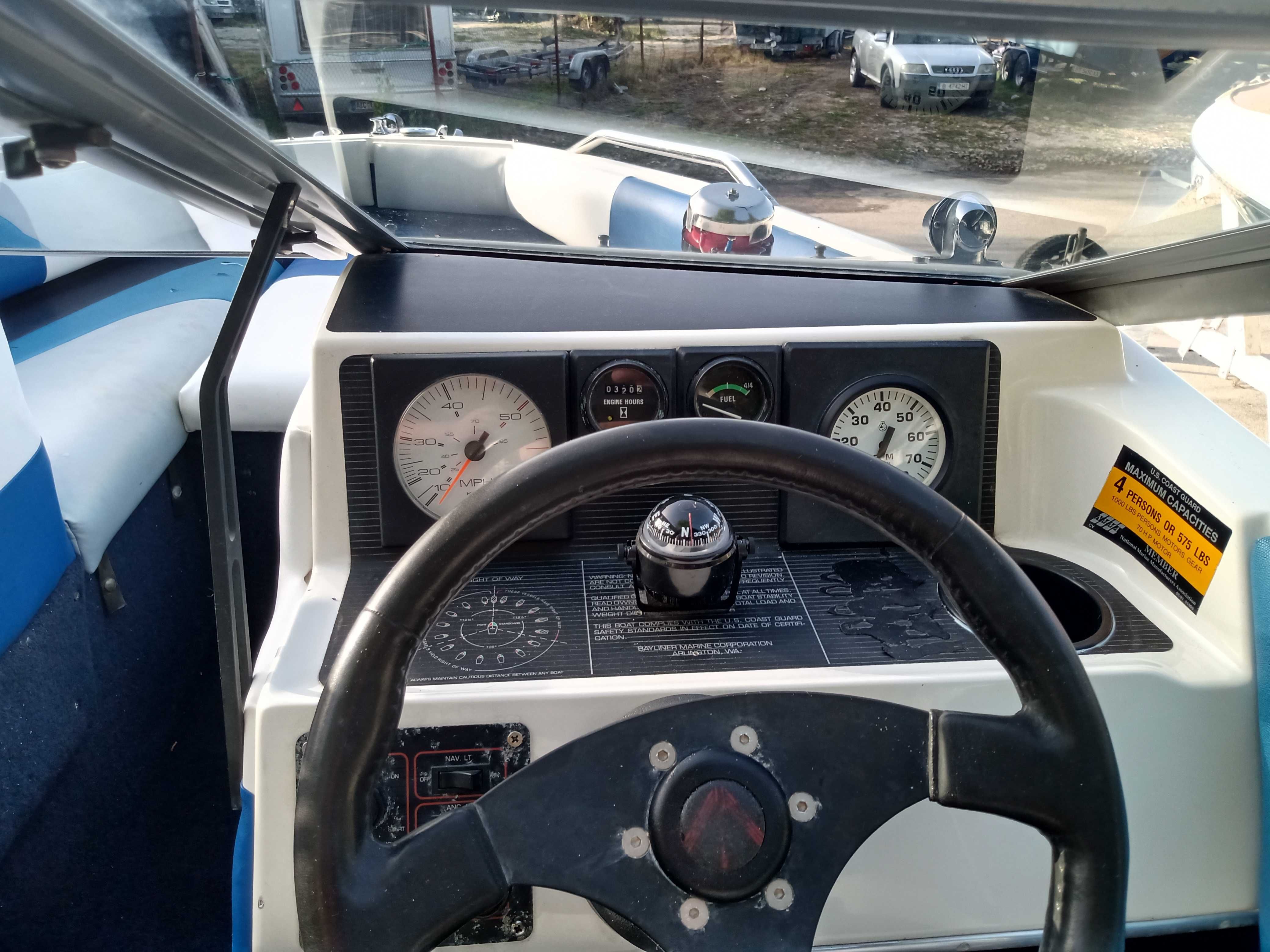 Bayliner capry1700