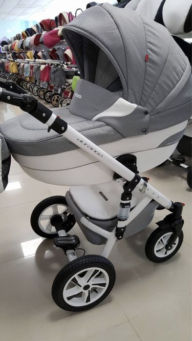 Бебешка количка 2в1 + кошче за кола