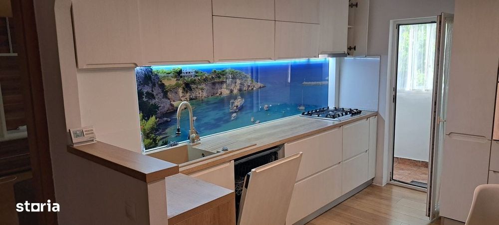 De închiriat ! Apartament spaţios cu 3 camere, în Cart. Grigorescu