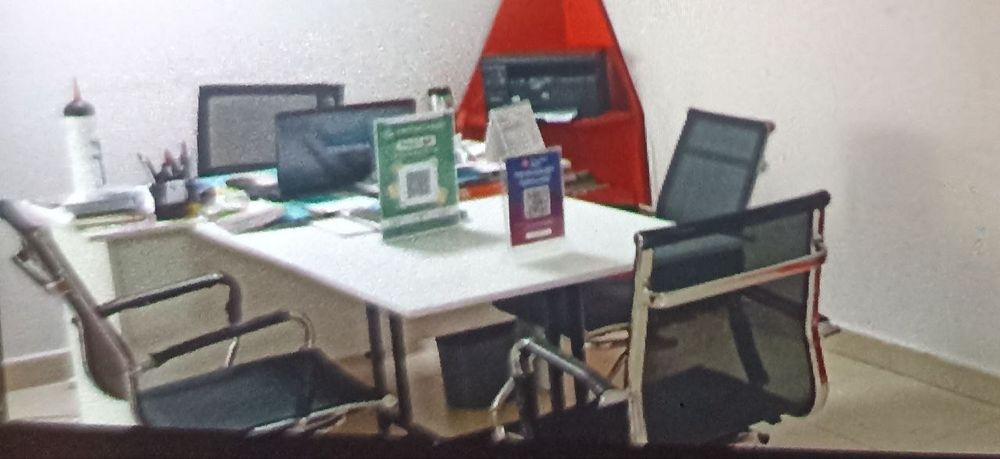 Мебель офисная,столы письменные,кресла,стуль,шкафы