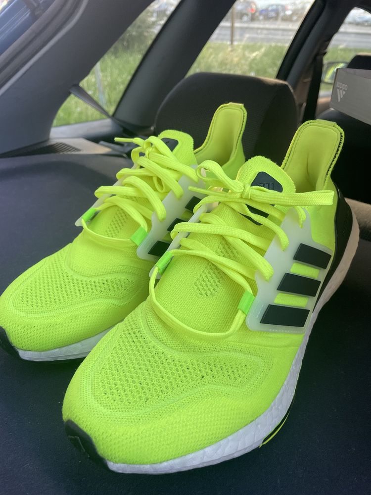 Adidas ultraboost 22 neon green