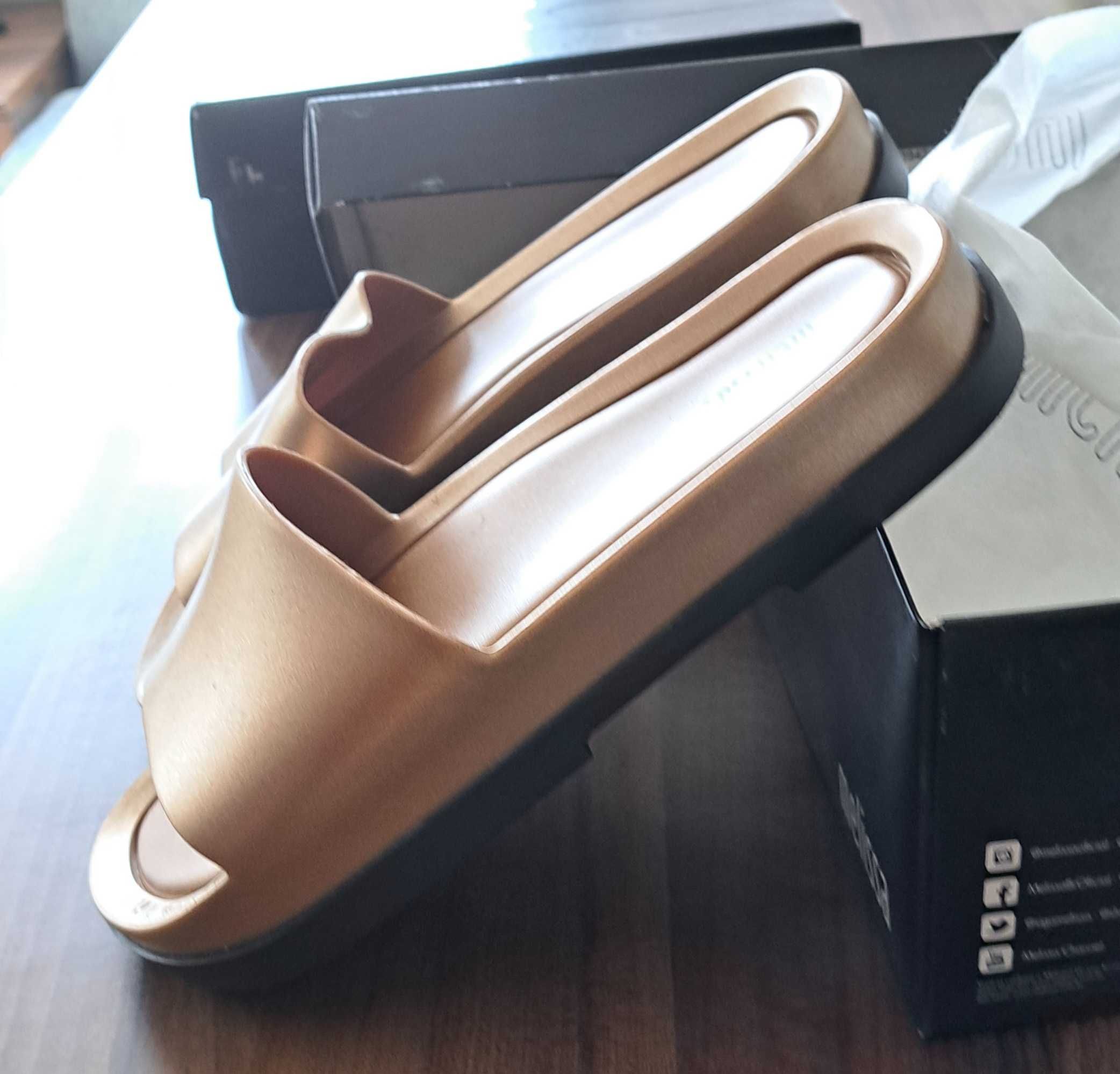 Дамски чехли Melissa