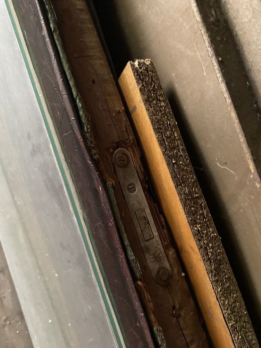 Продам кирпич и прочий стройматериал