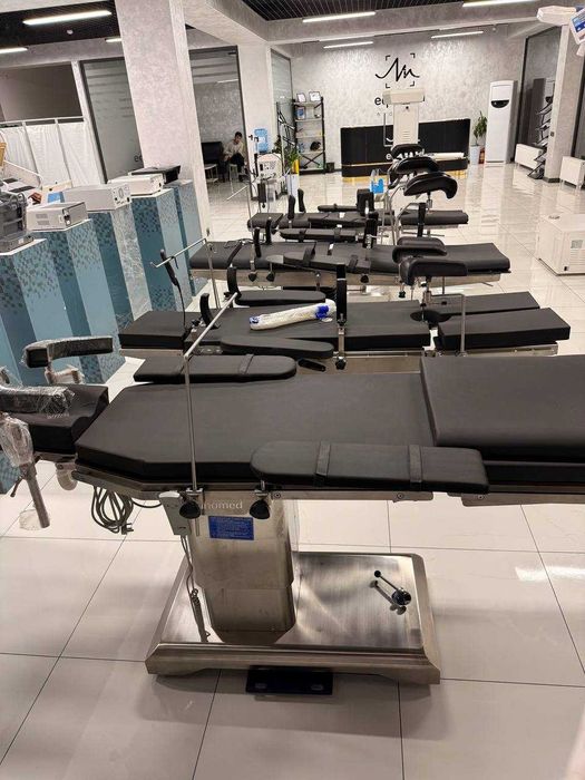 Универсальный операционный стол, Электрический операционный стол,