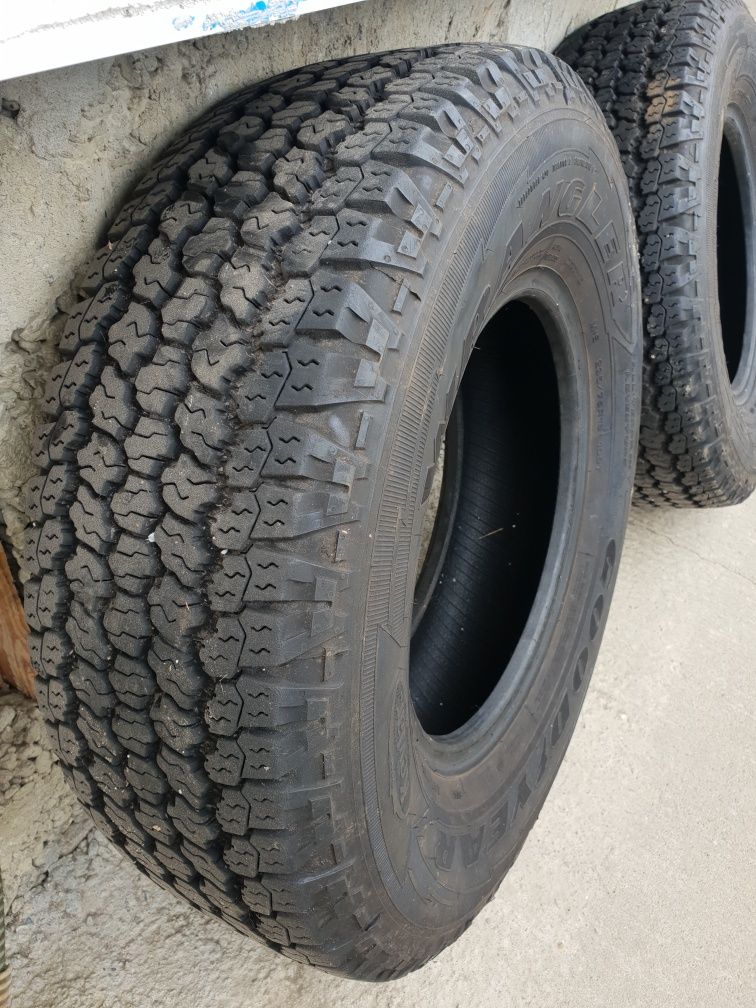 235/75r15 109T anvelope Goodyear