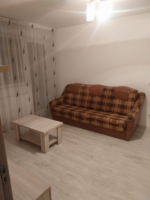 Apartament de vanzare / inchiriere