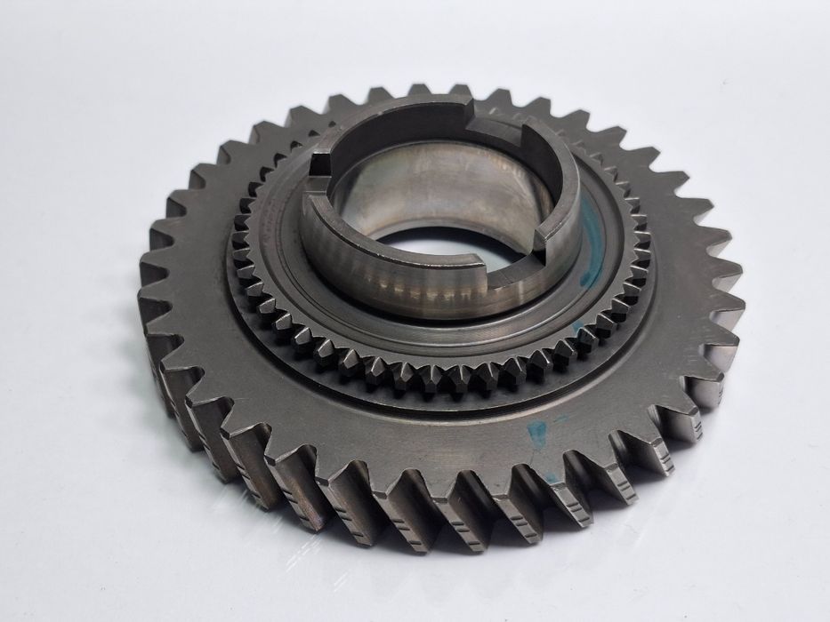 Pinion treapta a 4 a VOLKSWAGEN CADDY IV Estate SAB, SAJ 2015 - >2.0 T