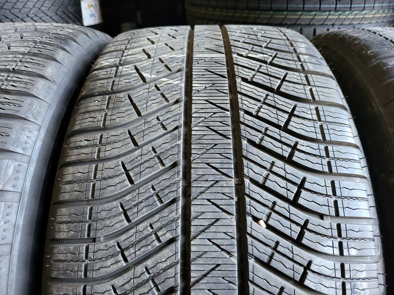 295/40/20//265/45/20 Michelin