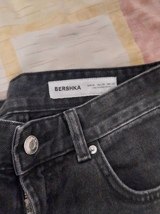 Vand flared jeans bershka