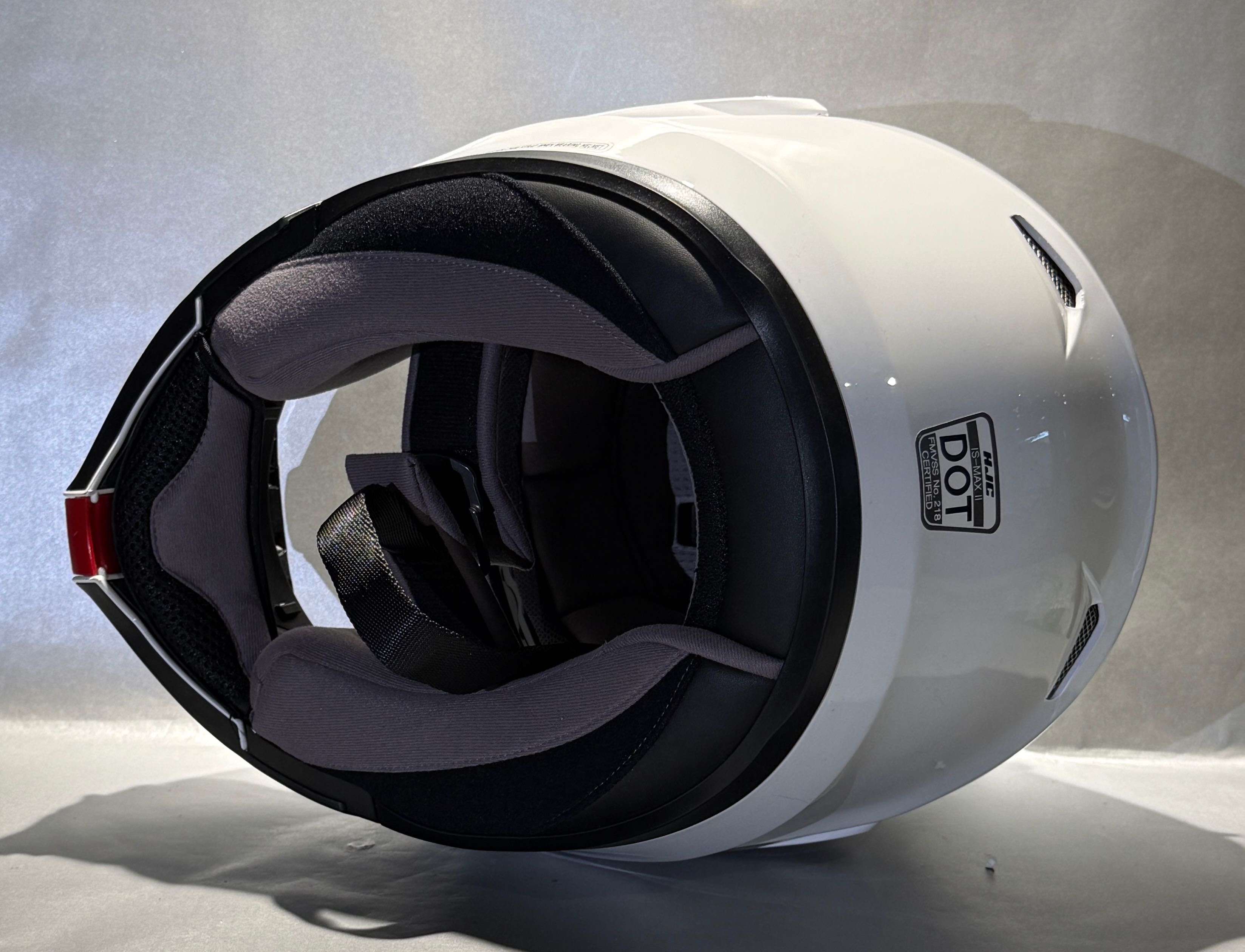 Неразличима от нова модуларна каска за мотор HJC IS-Max II размер XL.