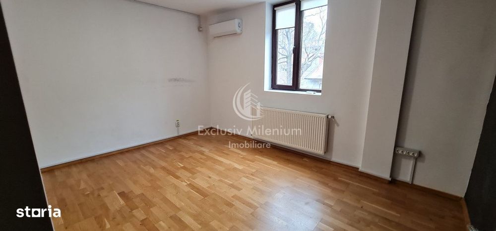 Vila / Casa Piata Victoriei / Sevastopol Birouri  Parcare