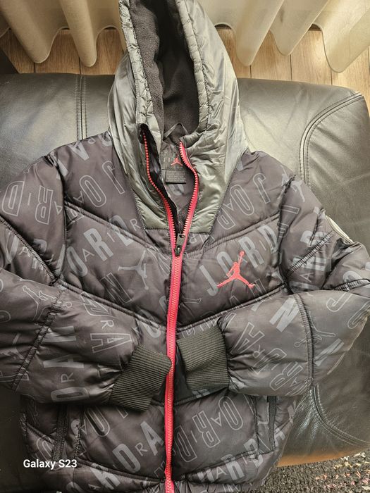 Зимно яке Найк "Air Djordan"