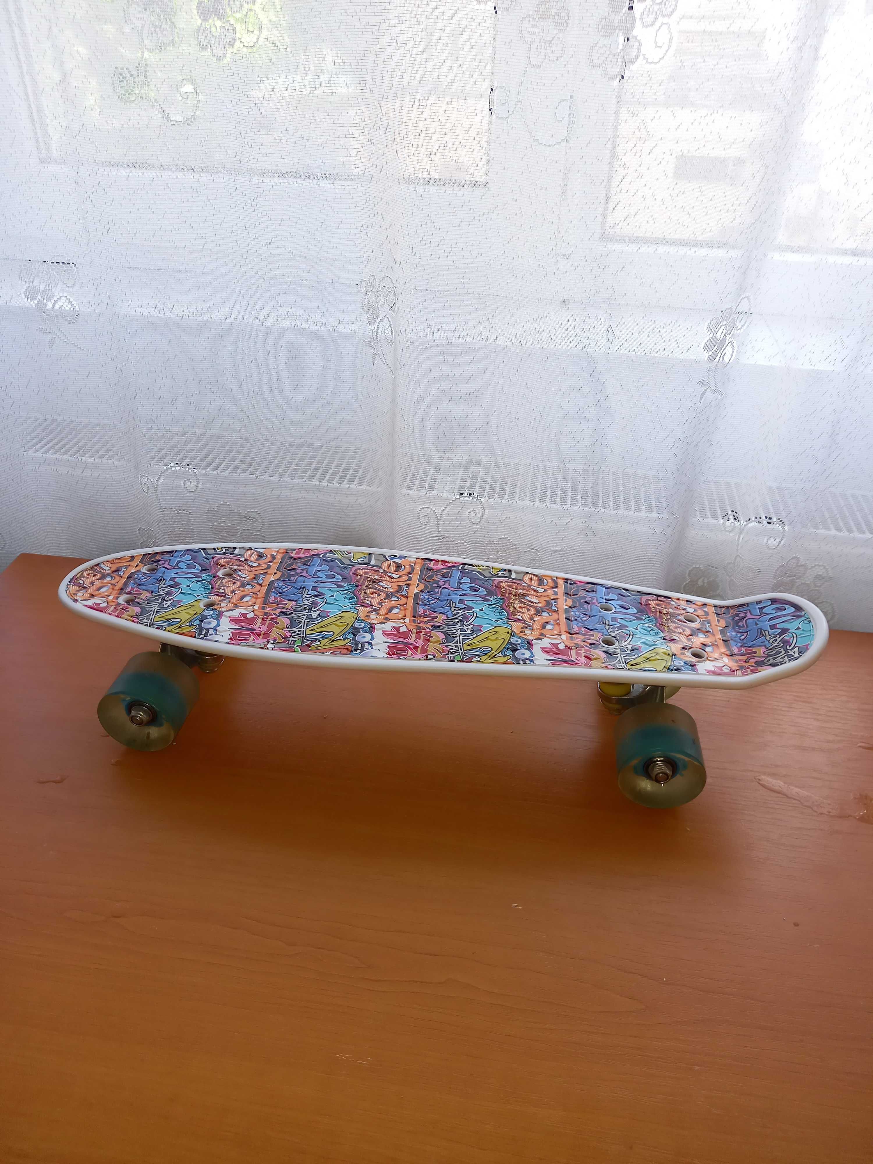 Penny Board cu roți luminoase