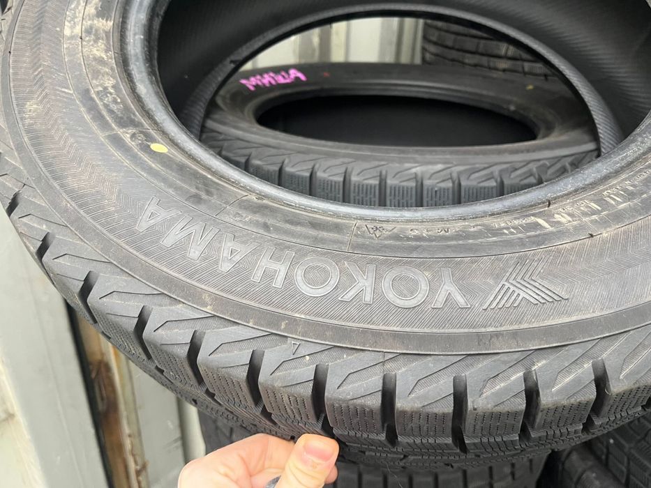 215/60/16 Yokohama зимняя