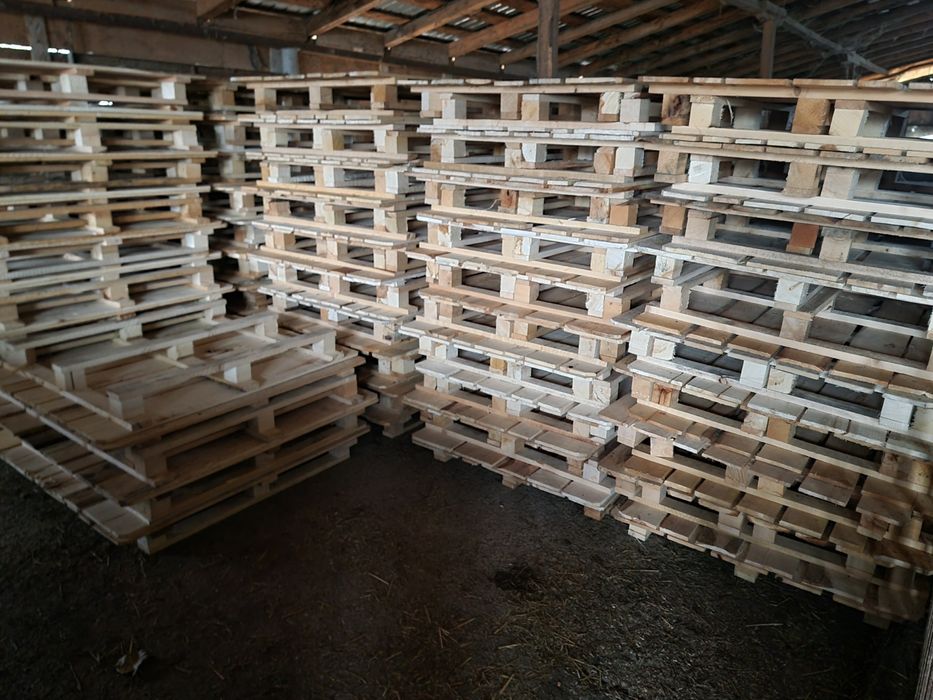 Paleti asigur transport