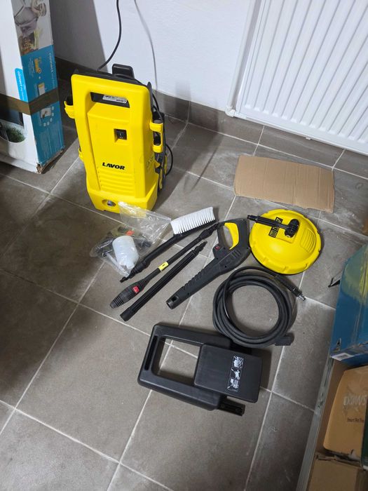 Aparat de spălat cu presiune cu apă rece Lavor Ninja Plus 130