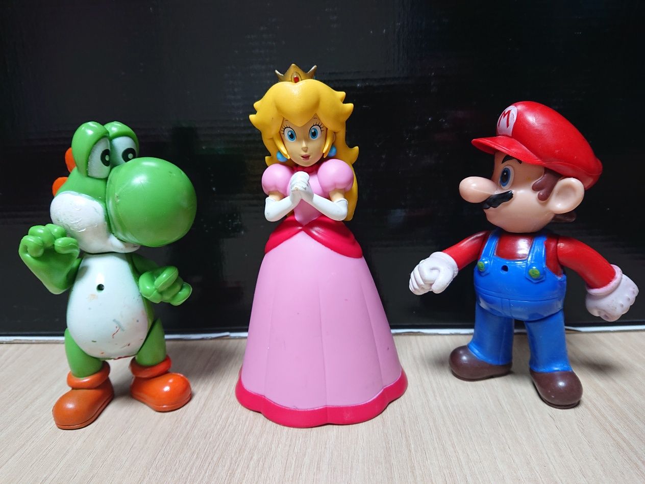 Figurine Nintendo - Luigi, Mario Kart, Donkey Kong, Yoshi, Peach