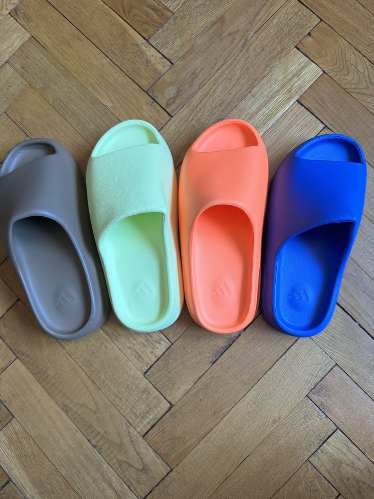 Papuci Yezzy Slide