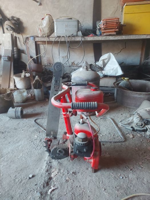 Бензопила марки Урал 4М