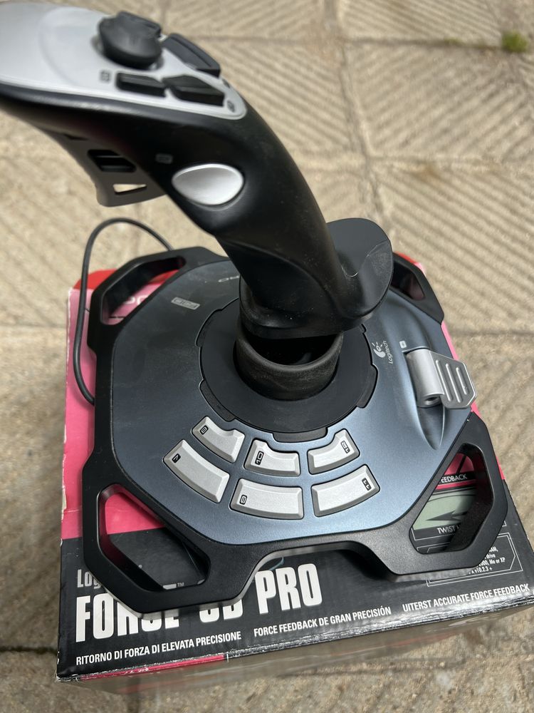 Joystick Logitech® FORCE 3D PRO